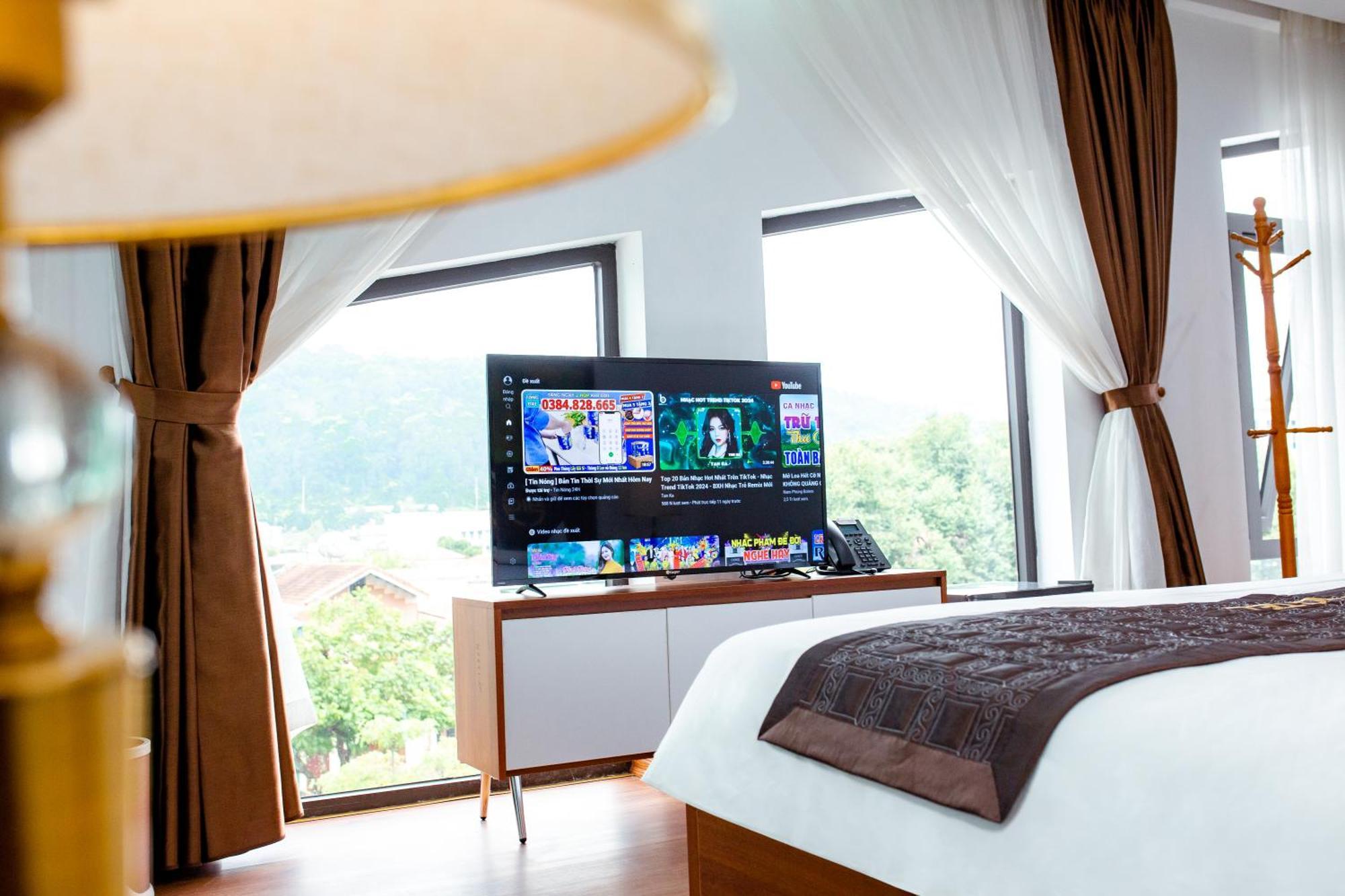 Big Hotel Lao Cai Exteriör bild